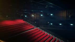 24 lampes à UV permettent de désinfecter la salle du théâtre de la Fabrica en dix minutes.