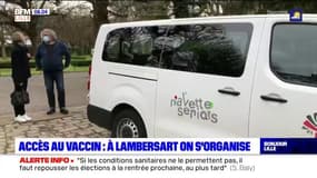 Vaccin: à Lambersart, un minibus amène les personnes âgées au centre de vaccination