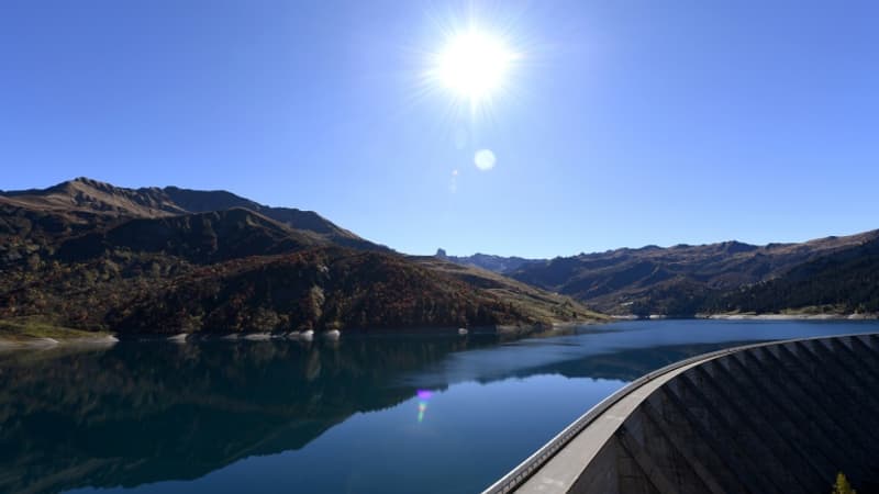 "On se serait bien passé de ces concessions à Bruxelles": l'Assemblée va-t-elle devoir voter la vente de barrages électriques pour mettre fin à un conflit avec l'UE?