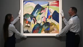 Le chef d'œuvre de Kandinsky, "Murnau Mit Kirche II",  vendu près de 42 millions d'euros aux enchères à Londres 