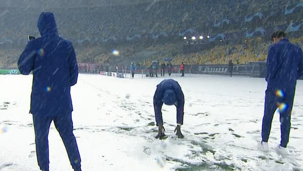 Estadio Olímpico de Kiev antes del partido contra el Bayern de Múnich el 23 de noviembre de 2021