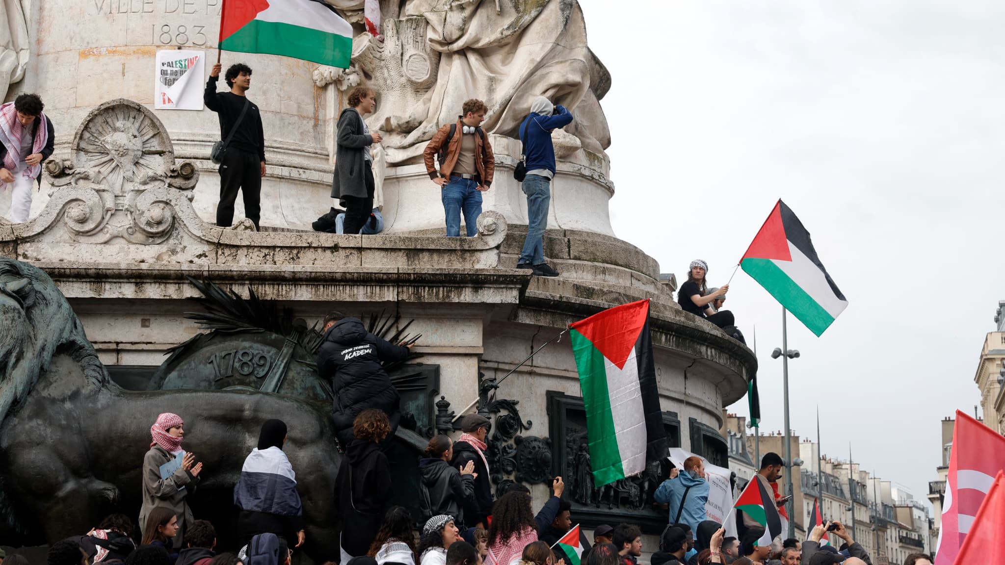 Des manifestants propalestiniens à Paris, le mardi 28 mai 2024