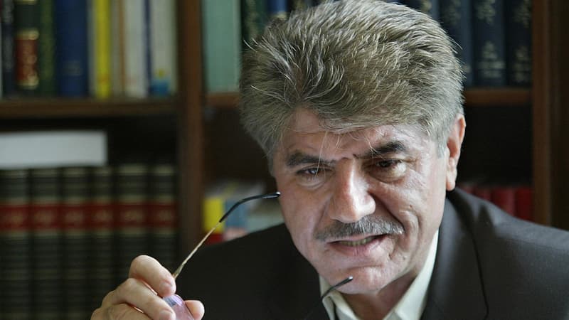L'avocat iranien Saleh Nikbakht, en 2004 à Téhéran.