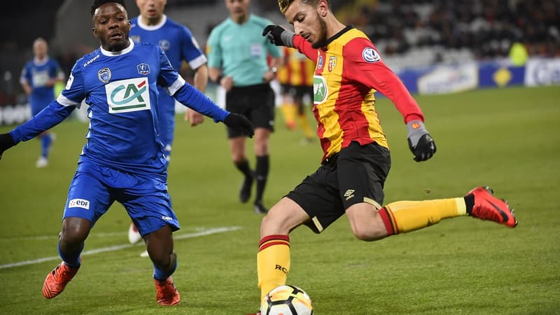 Abdellah Zoubir (à droite)