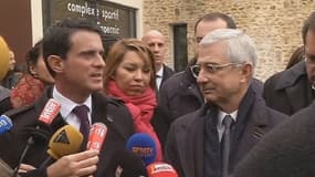 Manuel Valls a soutenu vendredi la tête de liste PS en Ile-de-France Claude Bartolone