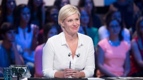 Maïtena Biraben sur le plateau du Grand Journal de Canal +.