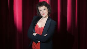 Anne Roumanoff joue son spectacle "Aimons-nous les uns les autres"