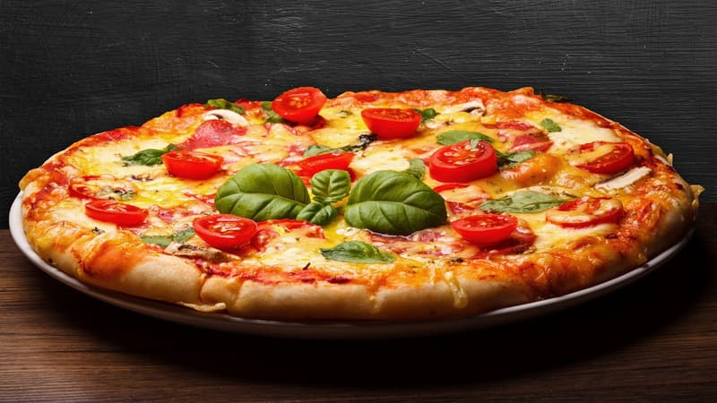 12,09 euros en moyenne: pourquoi la pizza cartonne toujours en France