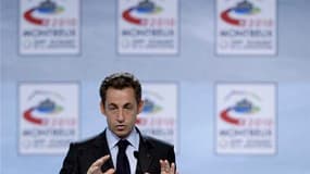Nicolas Sarkozy a fait appel au soutien des pays francophones, réunis en sommet à Montreux, en Suisse, pour obtenir une réforme du système monétaire international et moins de volatilité sur les marchés des matières premières, deux des priorités de sa futu