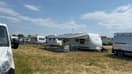 Les 200 caravanes se sont installées sur un terrain agricole mardi 6 juin. 