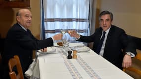 Alain Juppé et François Fillon dans un restaurant de Bordeaux, en janvier 2017