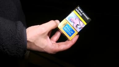 Un paquet de cigarette illégal acheté dans une épicerie de nuit à Clermont-Ferrand