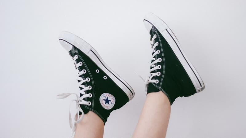 Cette paire de Converse notée 4,8 sur 5 profite d'une remise de prix qui ne laisse pas indifférent