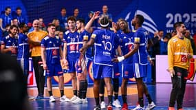 La satisfaction des Bleus du hand après leur sans-faute en tour préliminaire de la Coupe du monde de handball, 18 janvier 2025
