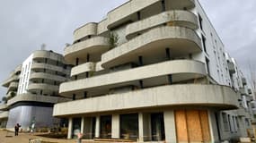 Un immeuble de logements de la résidence Grândola à Tarnos, le 2 décembre 2024 dans les Landes