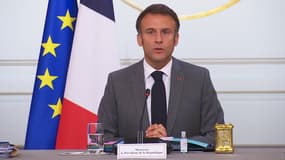 Le président de la République Emmanuel Macron prend la parole lors du premier Conseil des ministres du gouvernement Borne 3, le 21 juillet 2023.