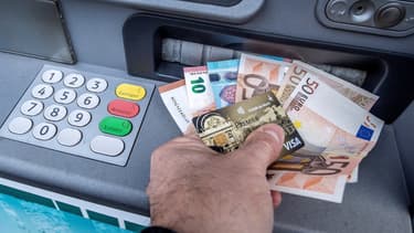 Le nombre de distributeurs de billets en forte baise depuis plusieurs années.