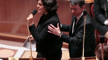 Myriam El-Khomri et Manuel Valls veulent assouplir les règles du temps de travail.