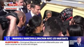 "Le but, c'est de détruire les réseaux et les trafiquants": Emmanuel Macron répond à une habitante du quartier de La Castellane sur le trafic de drogue à Marseille