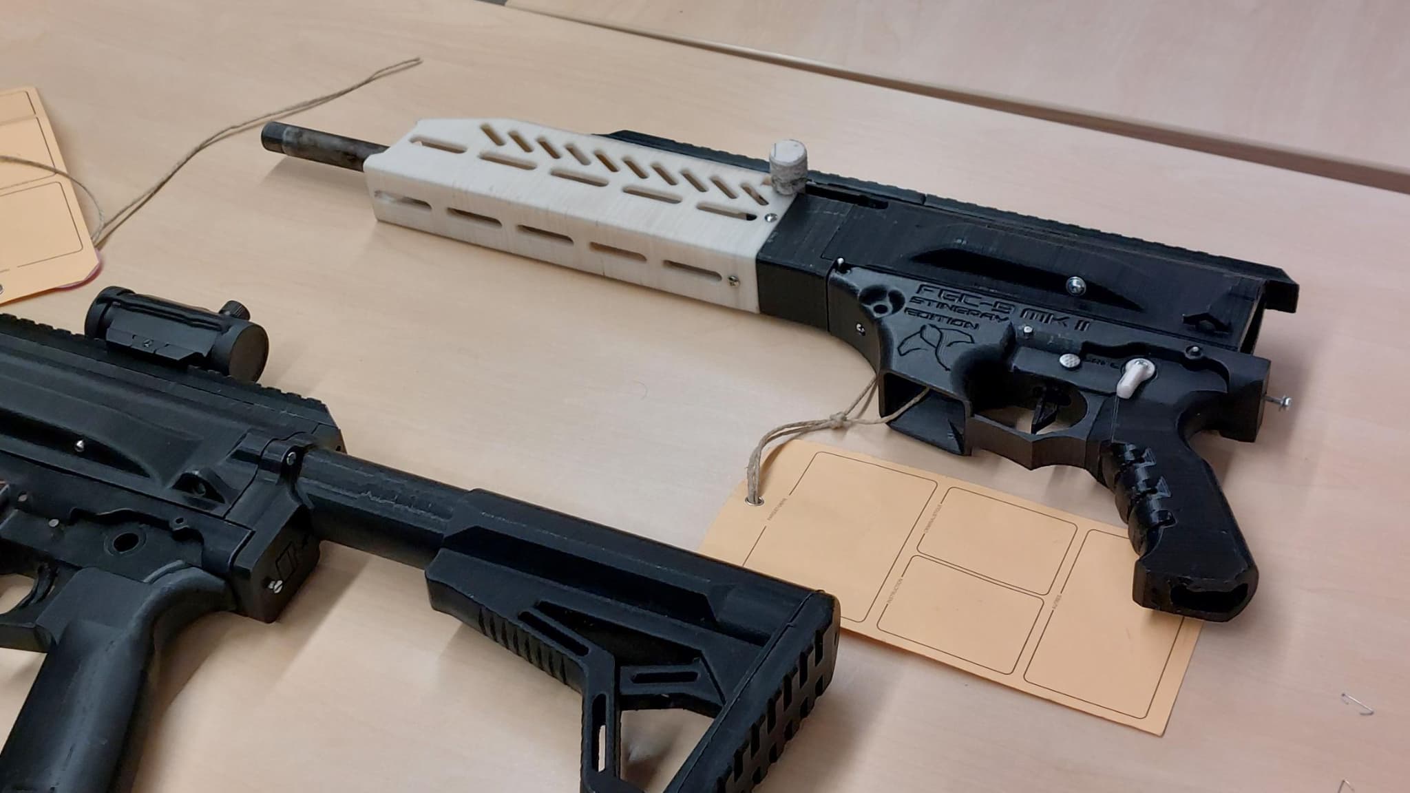 Des armes ont été réalisées grâce à des imprimantes 3D. Des armes ont été réalisées grâce à des imprimantes 3D.