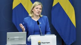 La Première ministre suédoise Magdalena Andersson lors d'une conférence de presse en ligne annonçant la levée des restrictions le 3 février 2022 à Stockholm