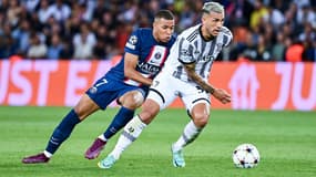 Leandro Paredes et Kylian Mbappé. 