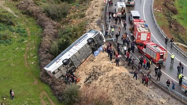 Le bus transportait 34 passagers et était parti samedi de Tekirdag, au nord-ouest de la Turquie,