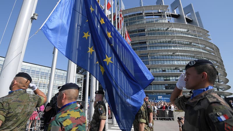 La création d'une force européenne de réaction rapide de 5000 militaires est en discussion depuis plusieurs mois
