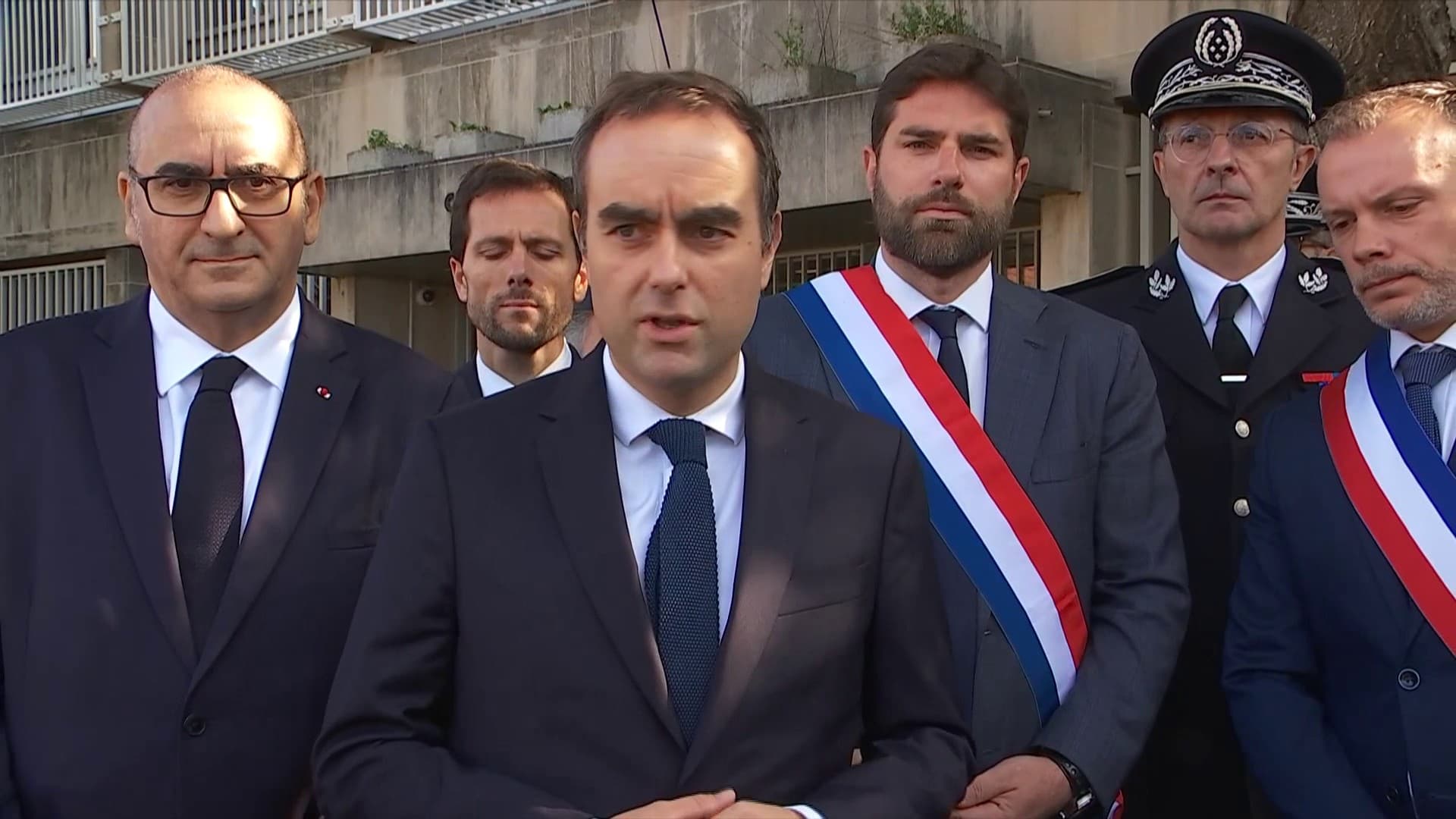 SUSPENSION, DÉCALAGE OU ABROGATION DE LA RÉFORME DES RETRAITES: SÉBASTIEN LECORNU ASSURE QUE "TOUS LES DÉBATS SONT POSSIBLES"