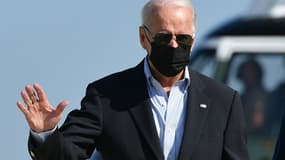 Le président américain Joe Biden se prépare à embarquer à bord de l'Air Force One sur la base aérienne d'Andrews dans le Maryland, le 7 septembre 2021