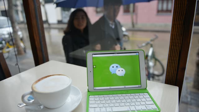 L'application est à la fois messagerie mobile, réseau social, canal d'informations et de contenus, plateforme de vente en ligne et système de paiement électronique.