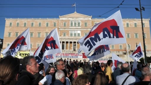 L'adoption de nouvelles mesures de rigueur a provoqué de nombreuses manifestations dimanche 28 avril en Grèce