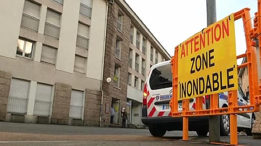 Le nord et l'ouest de la France se préparent à d'éventuelles inondations.