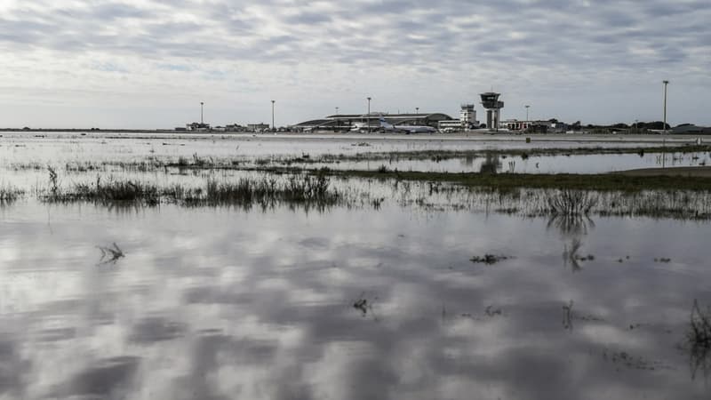 L'aéroport d'Ajaccio fermé et évacué.