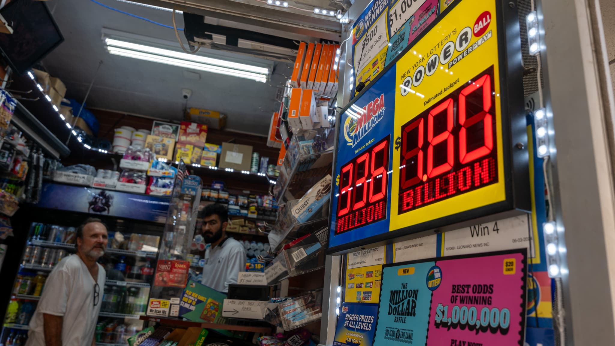 1,8 MILLIARD DE DOLLARS À PARTAGER: DEUX JOUEURS REMPORTENT LA SUPER LOTERIE POWERBALL AUX ÉTATS-UNIS