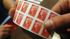 Le prix du timbre poste pour les envois de lettres de moins de 20 grammes passe de 58 à 60 centimes d'euro à partir du 1er juillet, date d'une valse des étiquettes dans de nombreux services comme l'électricité, la téléphonie, les transports ou les allocat