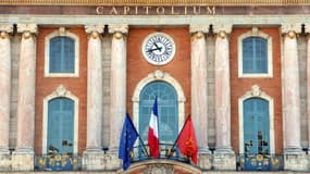 La façade de la mairie de Toulouse.