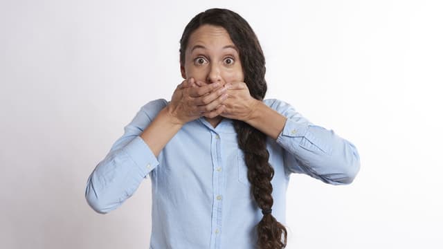 Quand il s'agit d'un collègue qui est visé par le licenciement, les Français préfèrent le silence.