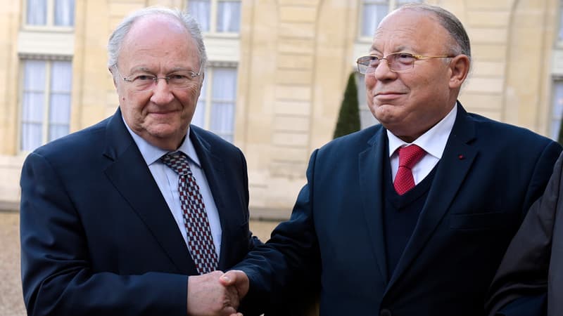 Roger Cukierman, président du Crif, et Dalil Boubakeur, recteur de la grande mosquée de Paris, à l'Elysée le 24 février.