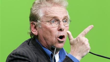 Après la victoire de la motion emmenée par Cécile Duflot, qui assure sa réélection à la secrétaire nationale d'Europe Ecologie-Les Verts, Daniel Cohn-Bendit a fait lundi un constat d'échec et annoncé qu'il ne se rendrait pas au Congrès du mouvement, prévu