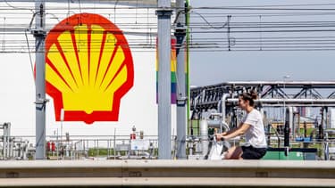 Shell Veut Supprimer 7000 A 9000 Emplois Face A La Chute De La Demande D Or Noir