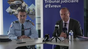 Le procureur de la République d'Evreux, Rémi Coutin, a tenu une conférence de presse ce mardi 26 septembre sur l'enquête concernant la fillette de trois ans battue à mort dans l'Eure.