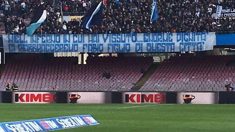Une banderole pour Fabio Quagliarella à Naples