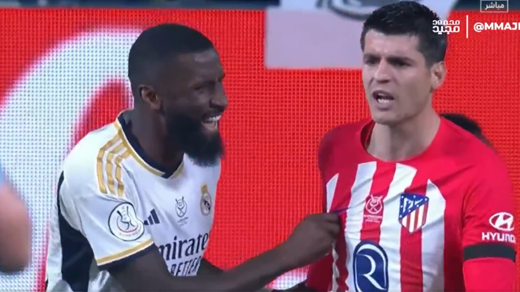 Antonio Rüdiger pince le téton d'Alvaro Morata lors de la Supercoupe d'Espagne entre le Real et l'Atlético de Madrid (5-3, a.p.), le 10 janvier 2024