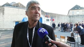 Dominique Garcia, père d'Arnaud Garcia, agent pénitentiaire tué lors de l'attaque d'un fourgon au péage d'Incarville (Eure), à la maison d'arrêt de Caen (Calvados) le mercredi 5 juin 2024.