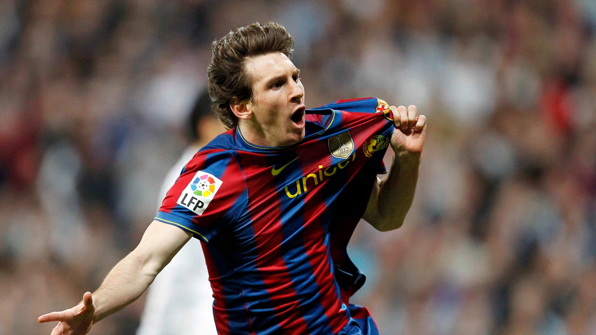 Lionel Messi célèbre un but lors de Real-Barça en avril 2010