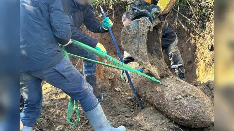 L'extraction de la bombe a été suivie de près par le préfet du Val-d'Oise et par le maire de Magny-en-Vexin.