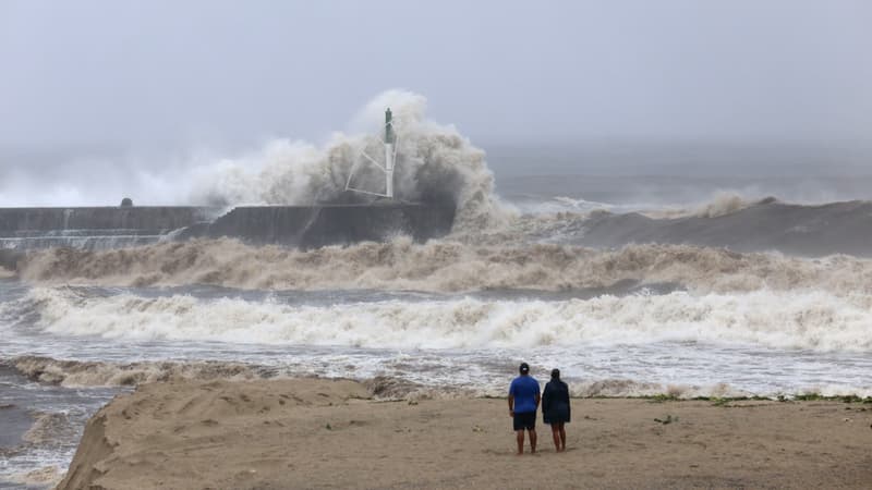 Saint-Gilles-les-bains, sur la côte ouest de l'île de la Réunion, le 9 mars 2015