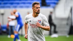 Damien Da Silva à l'échauffement de l'OL