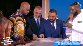 Booba signe son contrat